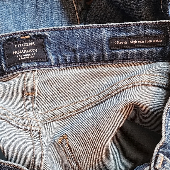 Citizens of Humanity Olivia Ultra High-Rise Slim Jeans - Picture 6 of 8